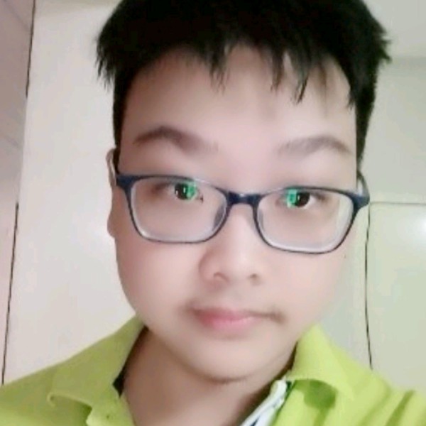 贪玩闻灰狼的照片