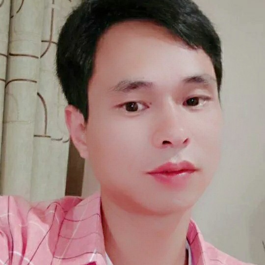 嘴唇爱上她的照片