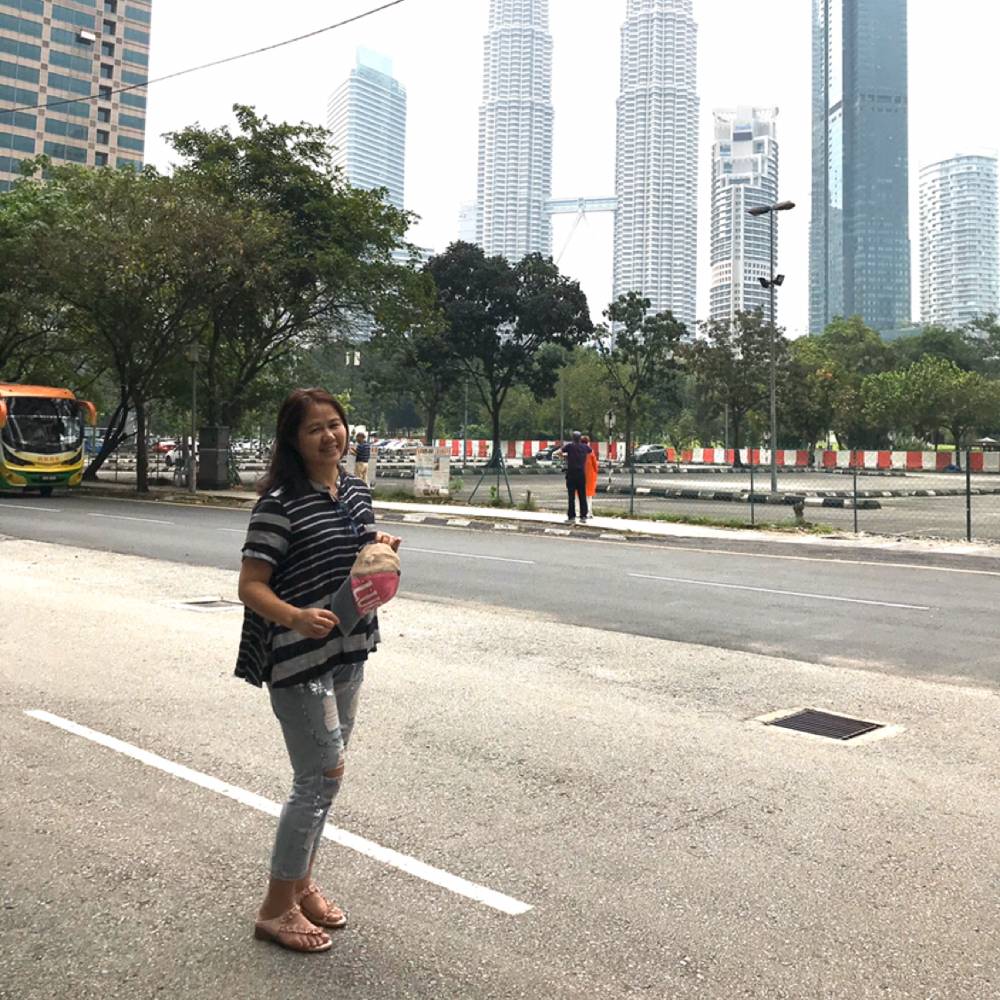路灯专注的照片