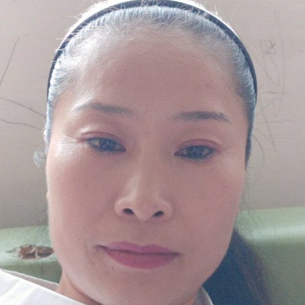 阳光妩媚的照片