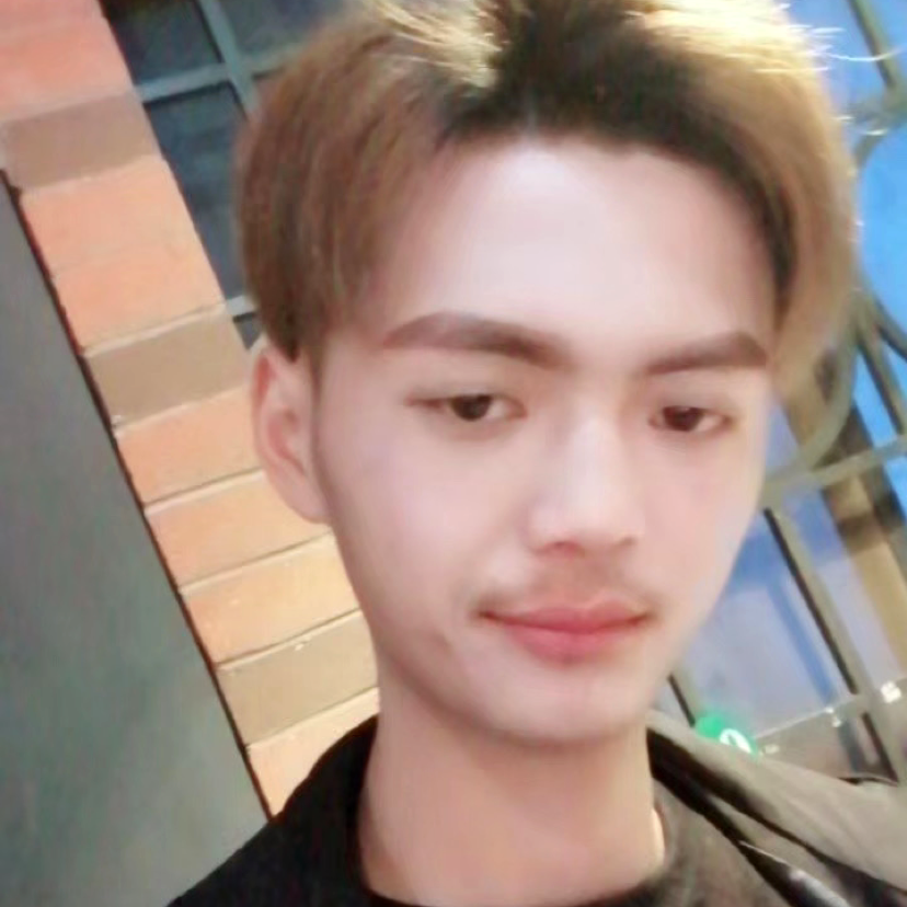 陶醉  踢龙猫的照片