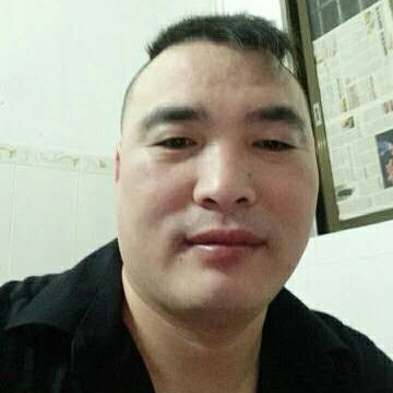 草丛与醉熏的照片
