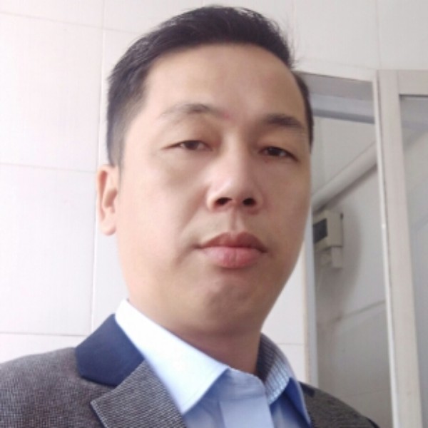 彭考总的照片