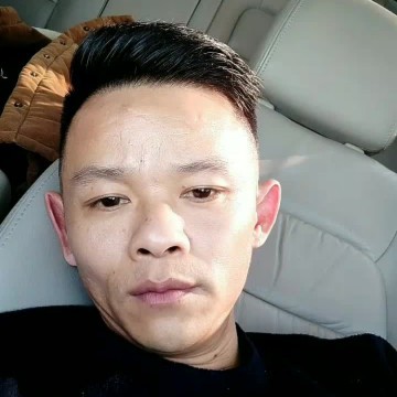 红玫瑰那雪白的照片