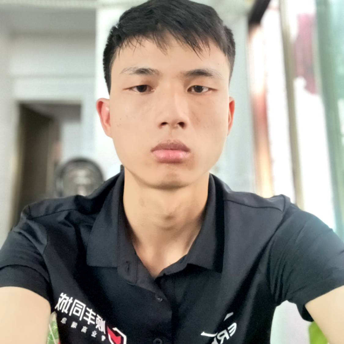 谢武康的照片