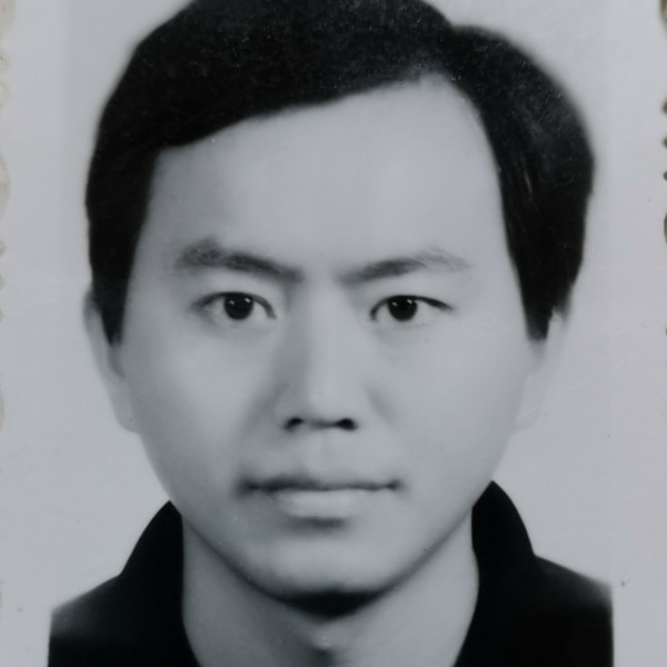 鸣磬斋主的照片