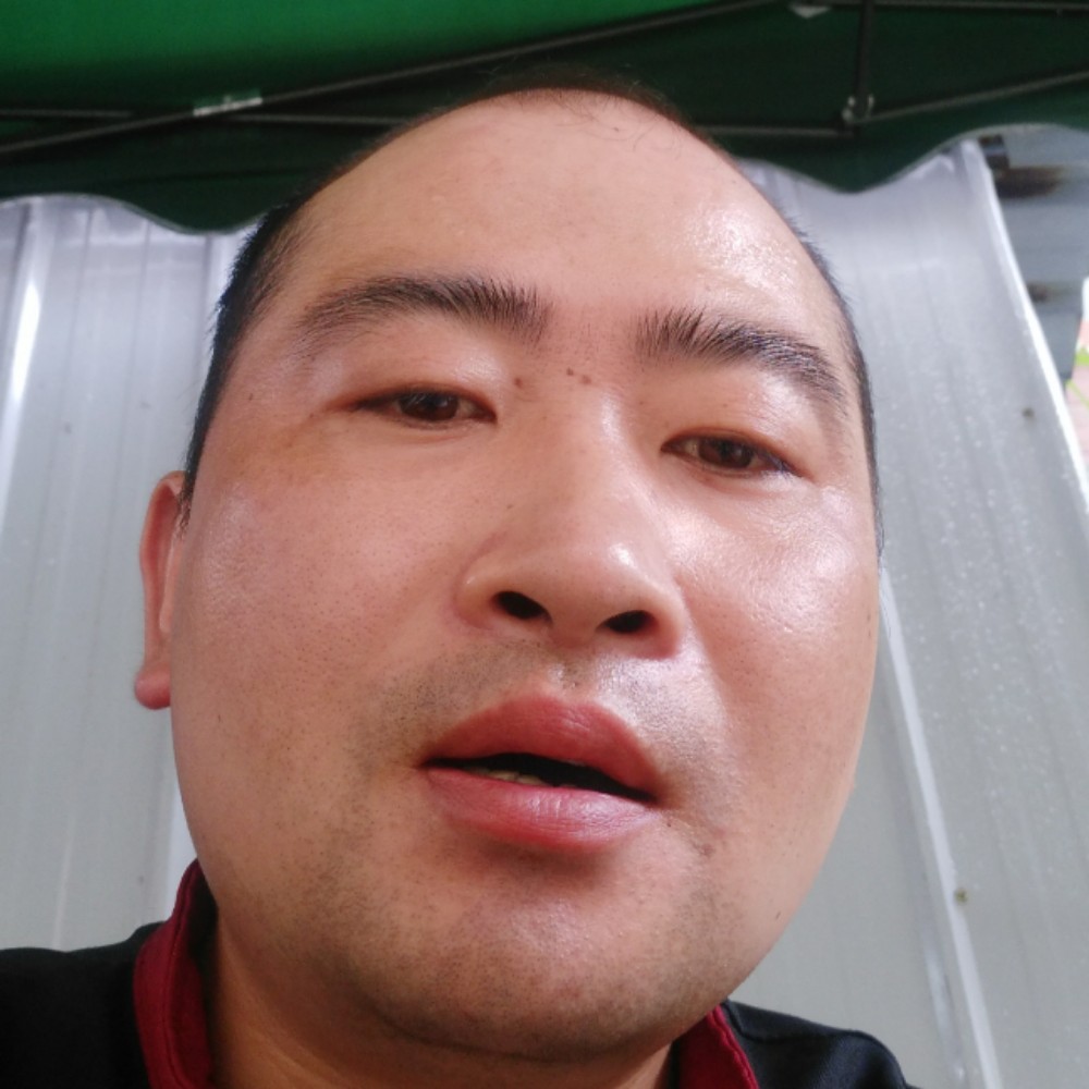 史剑的照片