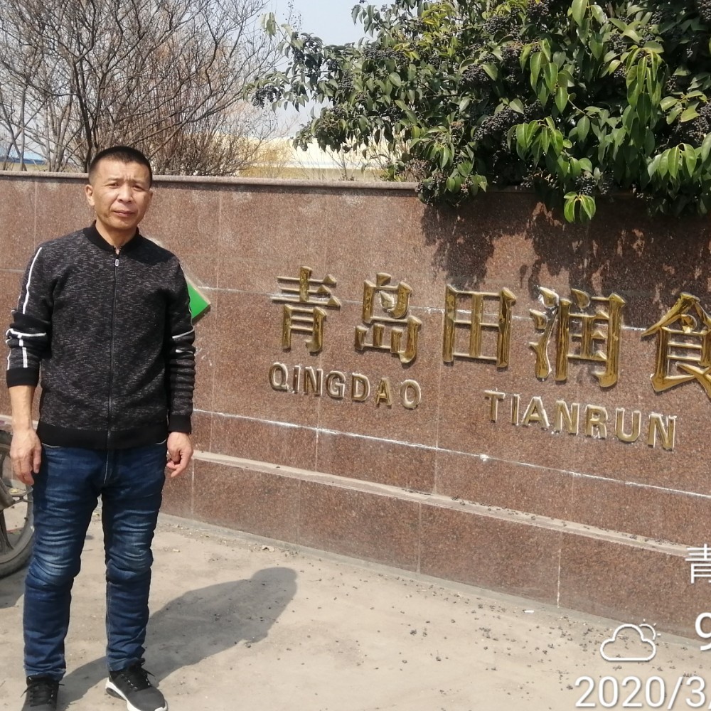 寂冷深拥尊云的照片