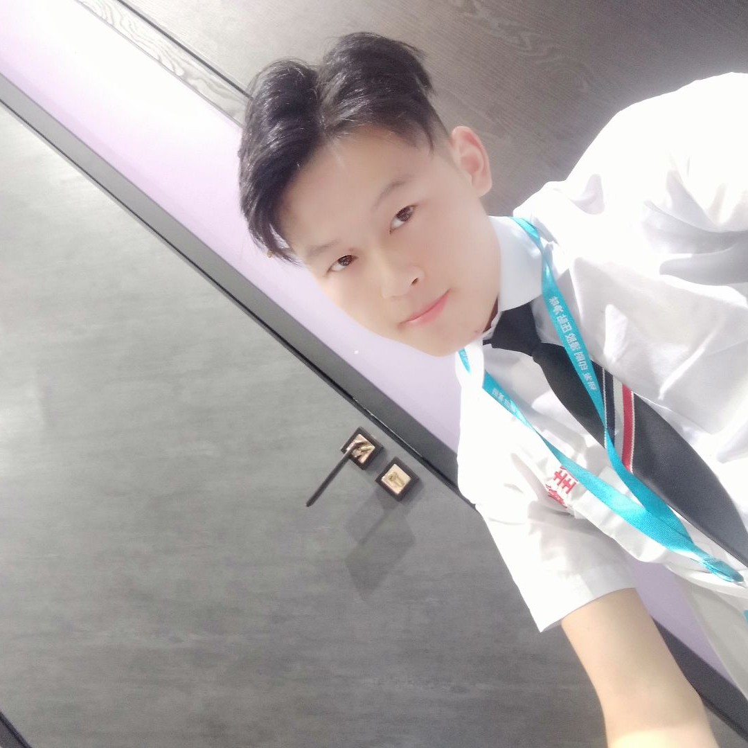 板栗隐忍的照片