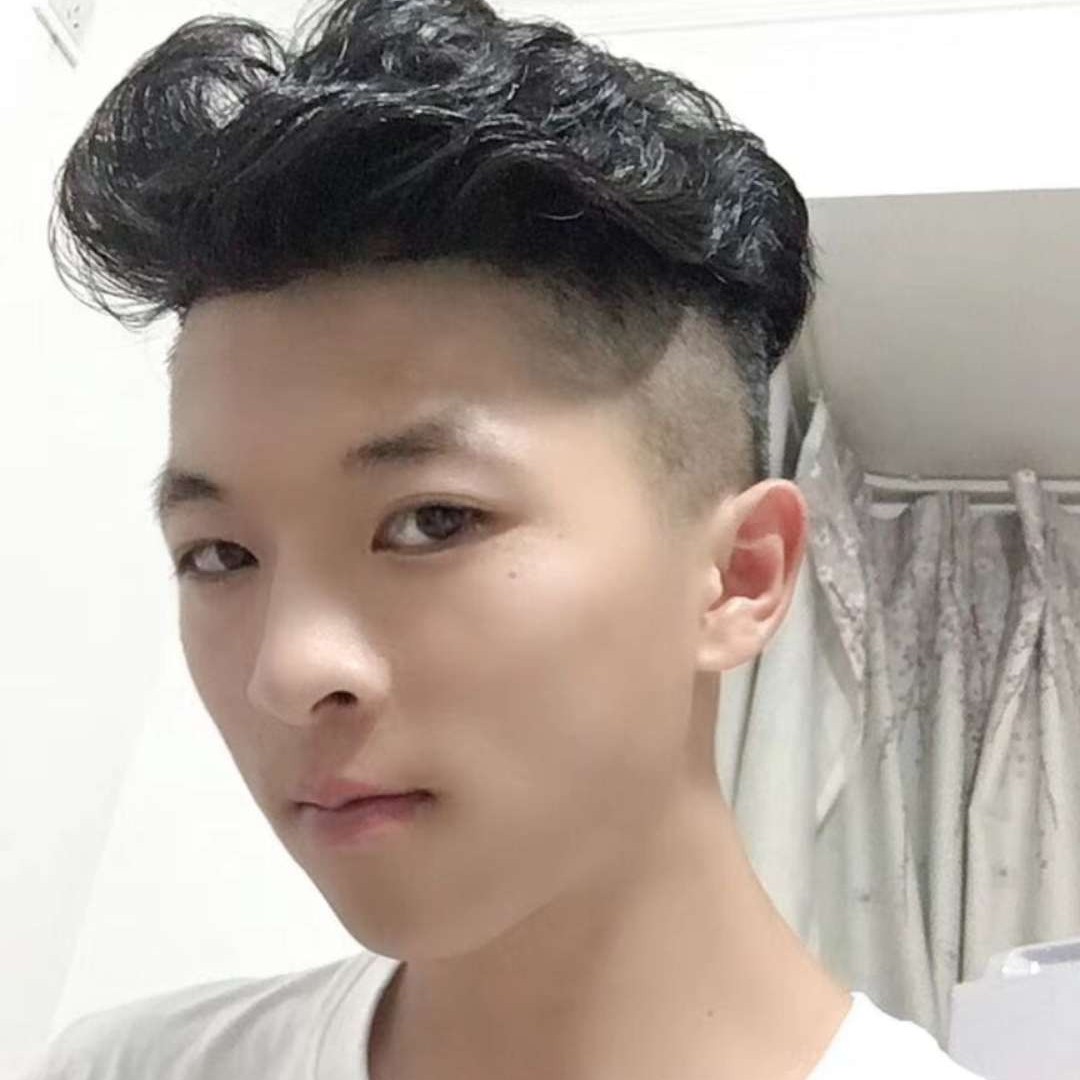 大雁打丰富的照片