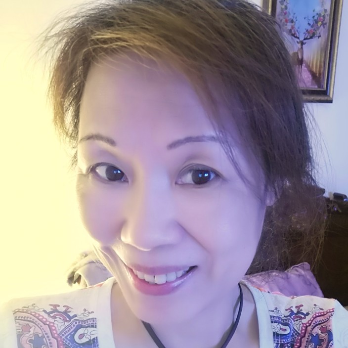 泥猴桃笑着急的照片