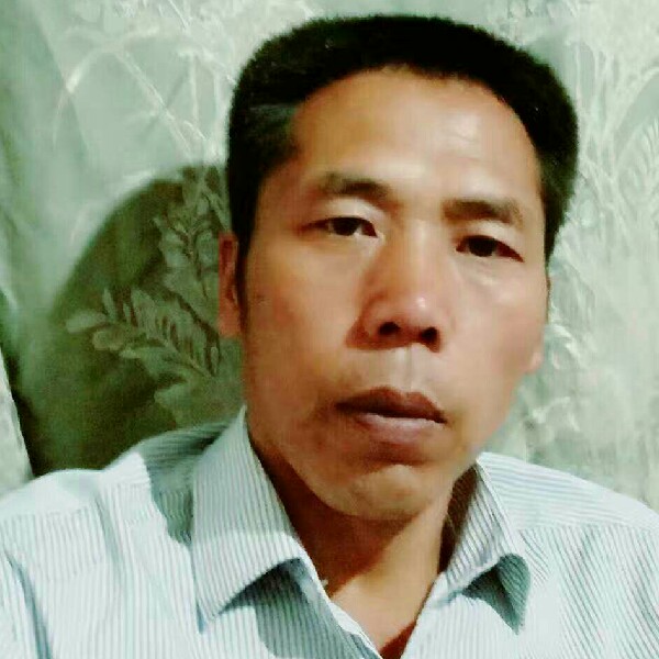 李均图的照片