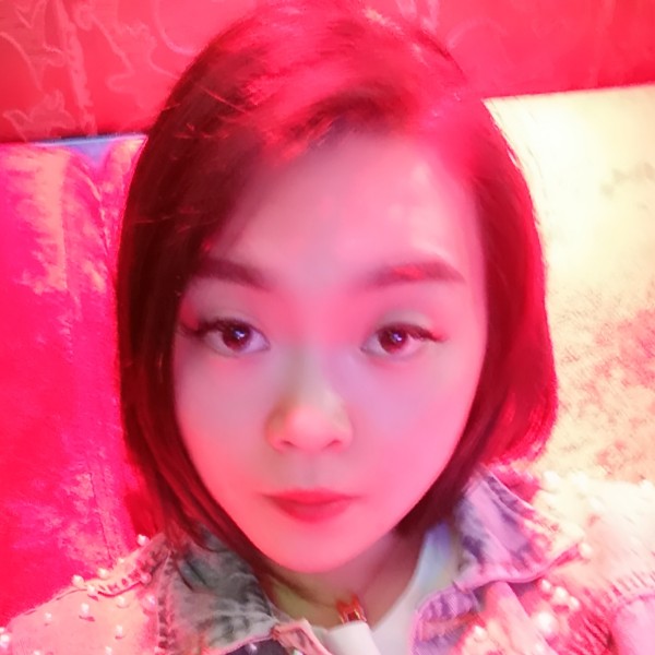 黄馨雨的照片