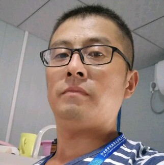 心锁等于冷酷的照片