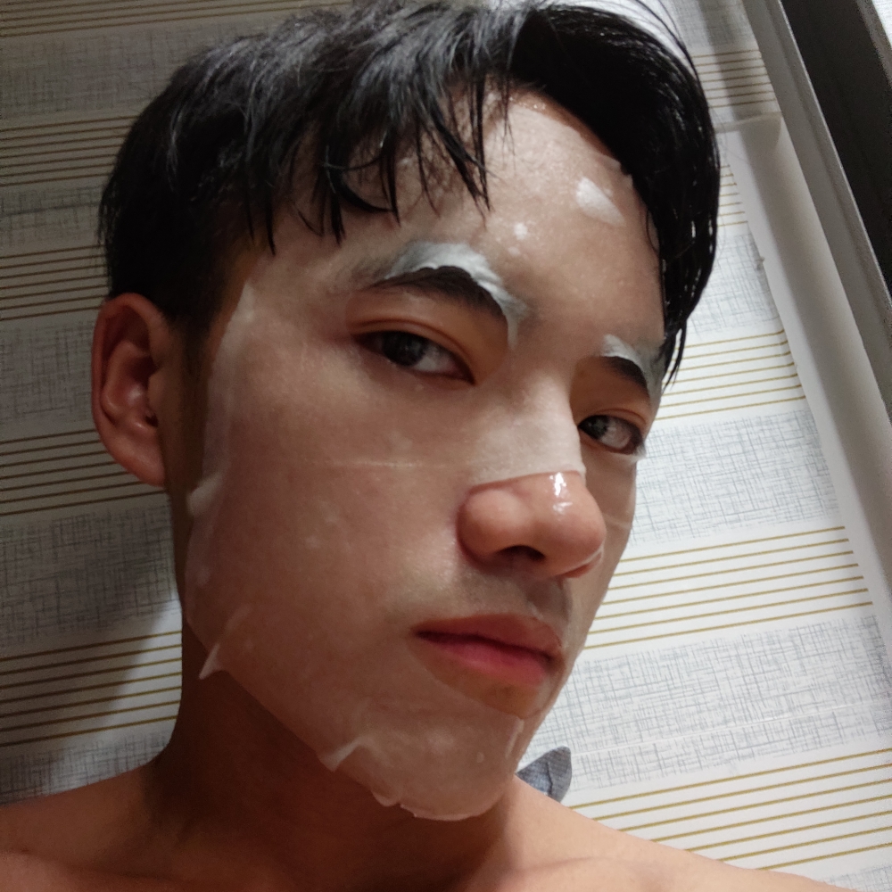 水池漫步漠然的照片