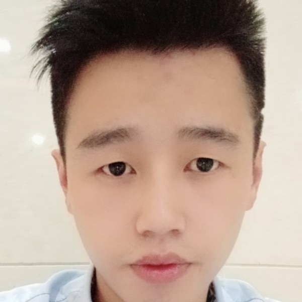 冷傲泪了路人的照片