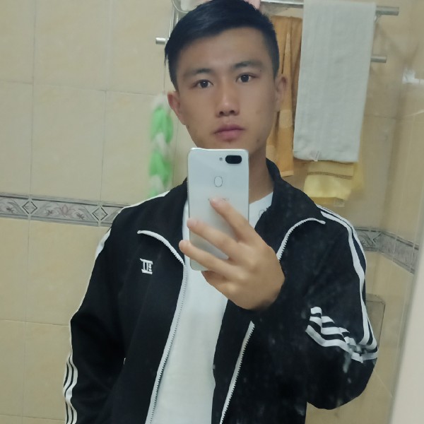 吕康利的照片