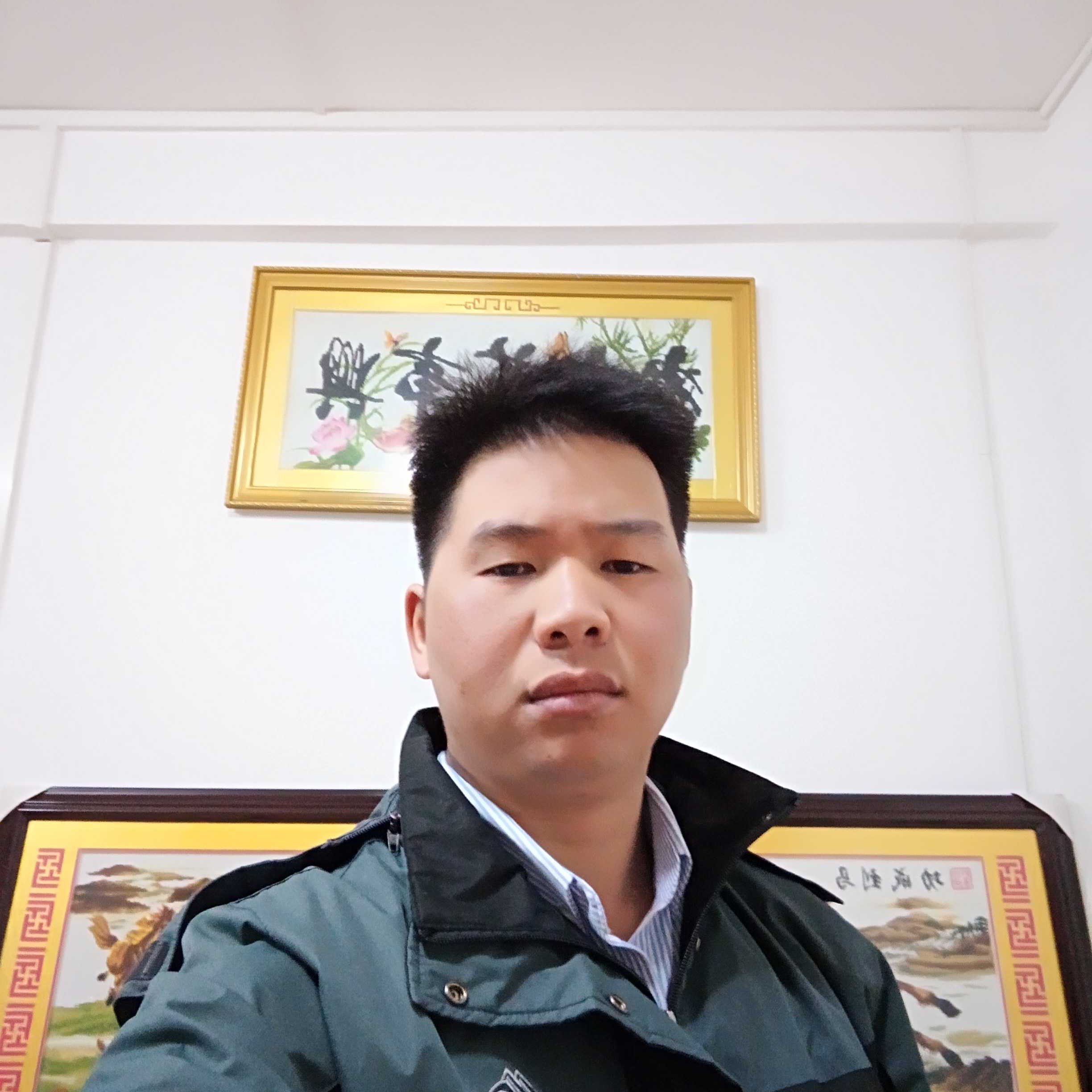 晨曦方温柔的照片