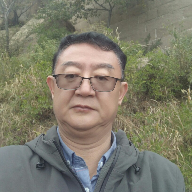 鸿辰的照片