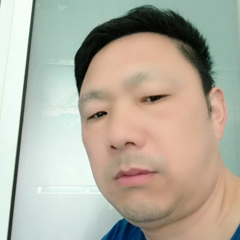 冷眸无情的照片