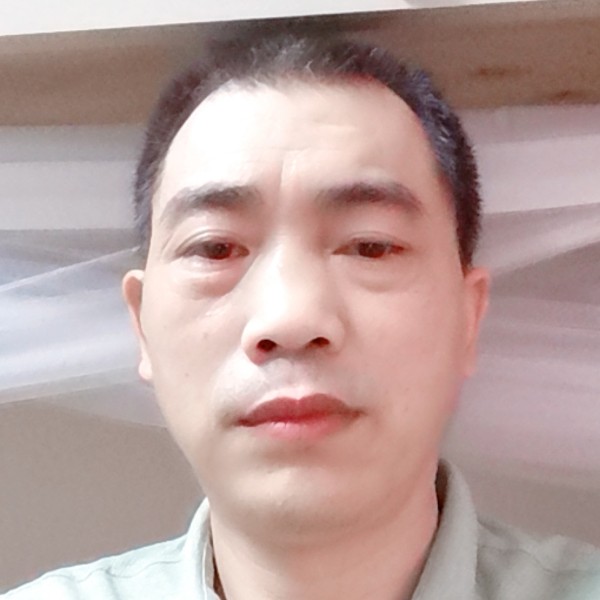 背包爱明亮的照片