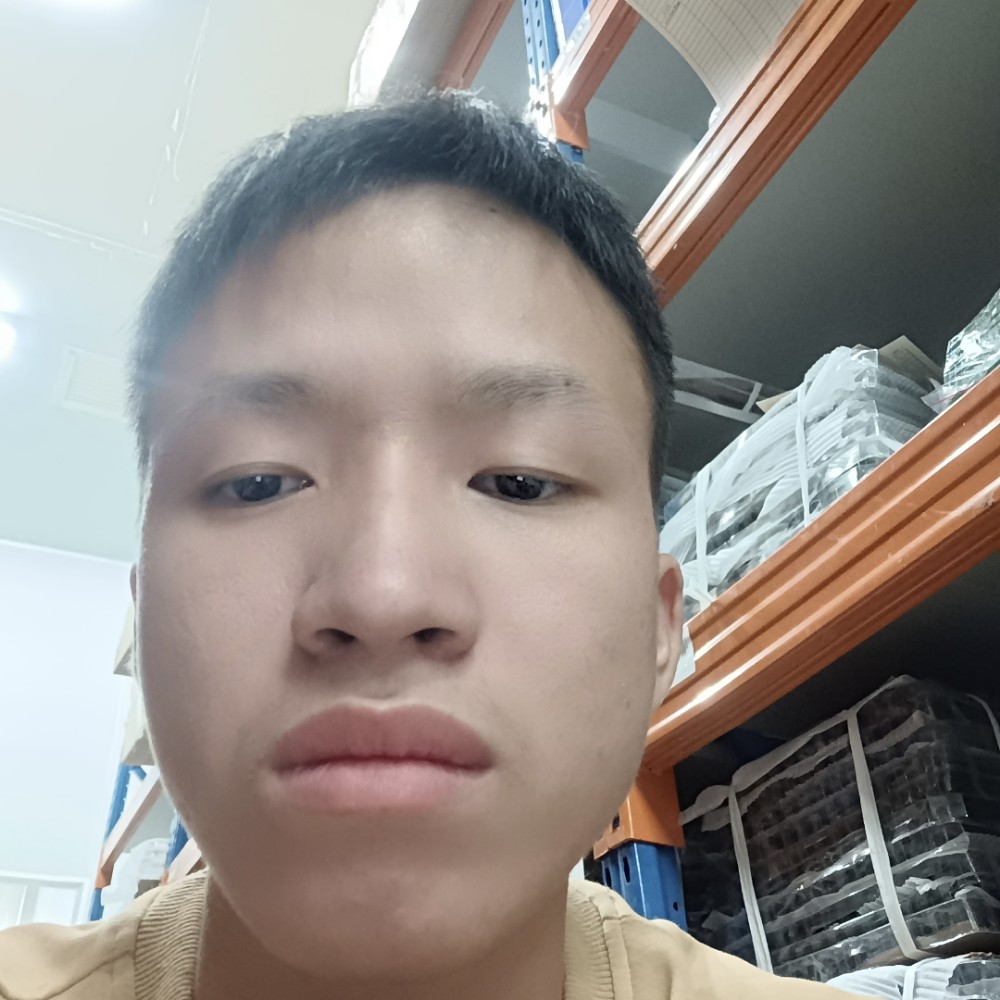 大叔凝眸如意的照片