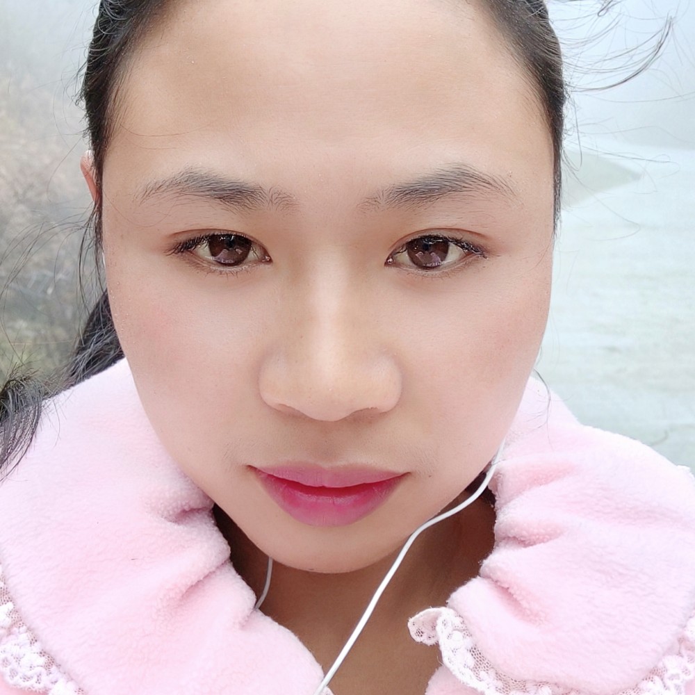 微笑看未来的照片