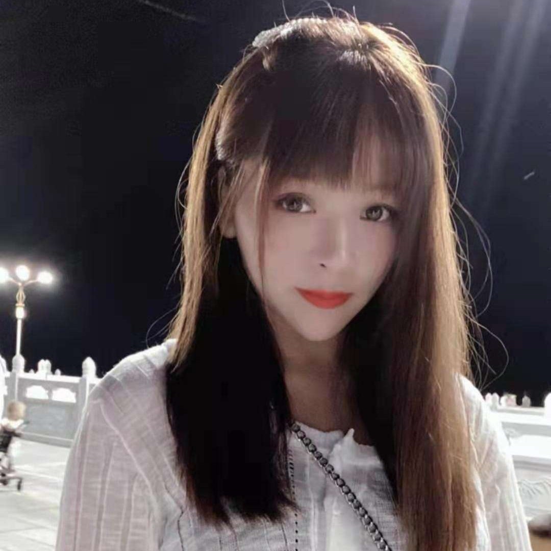 大胆漫步鸵鸟的照片