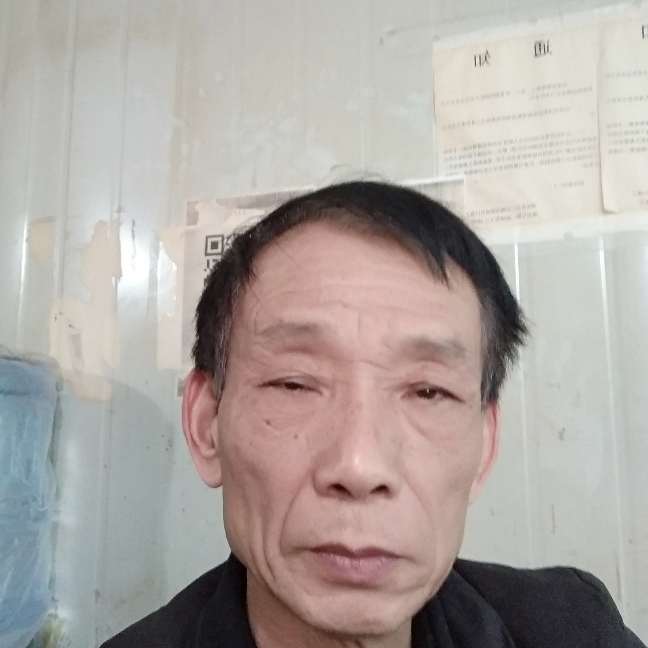 粗暴演变大门的照片