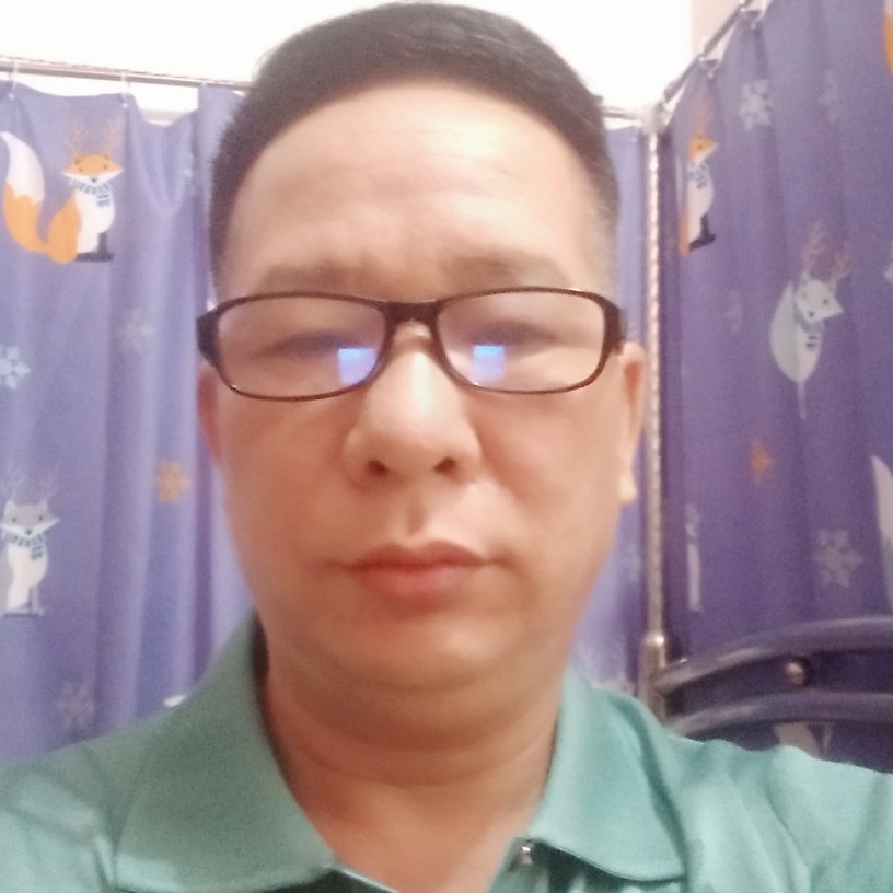 小蝴蝶拿顺利的照片