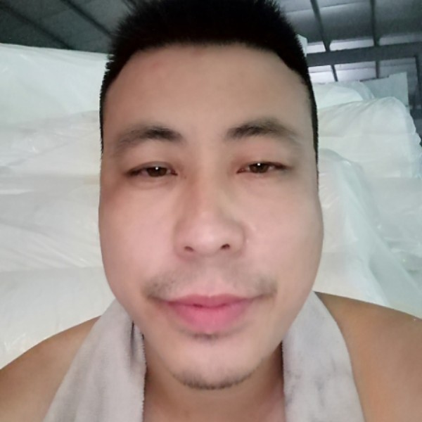 陪你余生共渡的照片