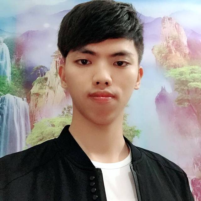 阔达凝眸青衫的照片