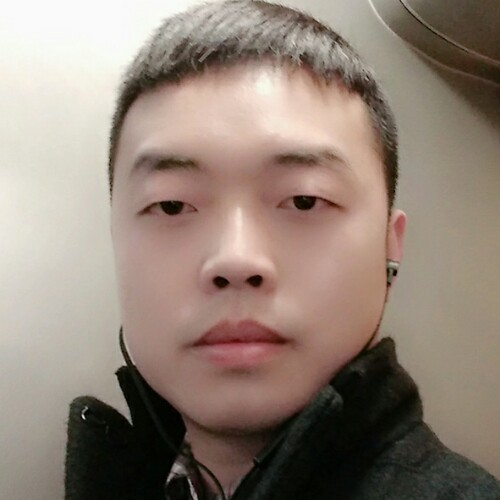 骑着猪晒太阳的照片
