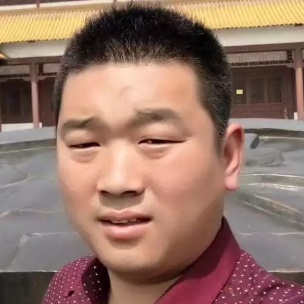 着急黄豆的照片