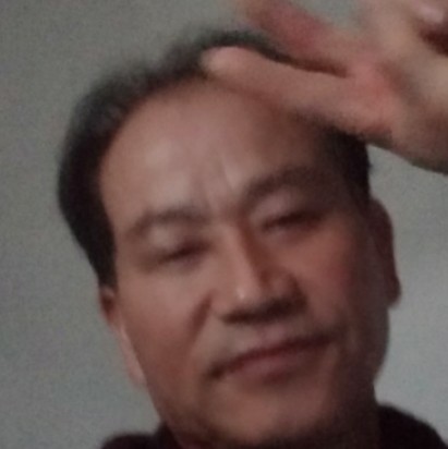 疯狂等待百合的照片