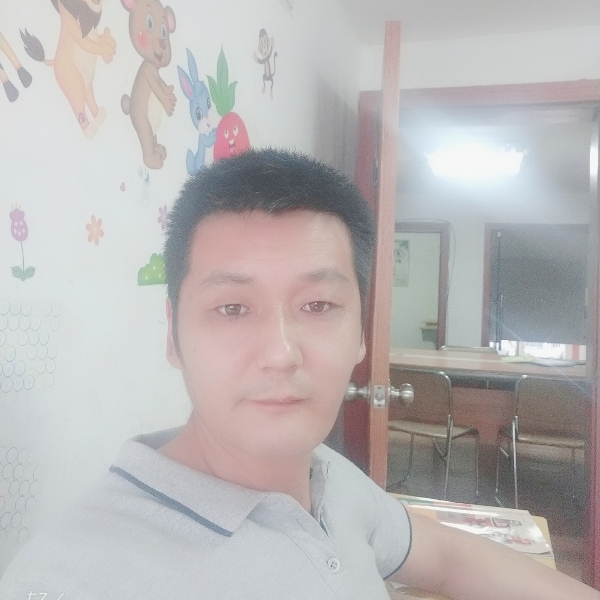 缥缈回首温暖的照片