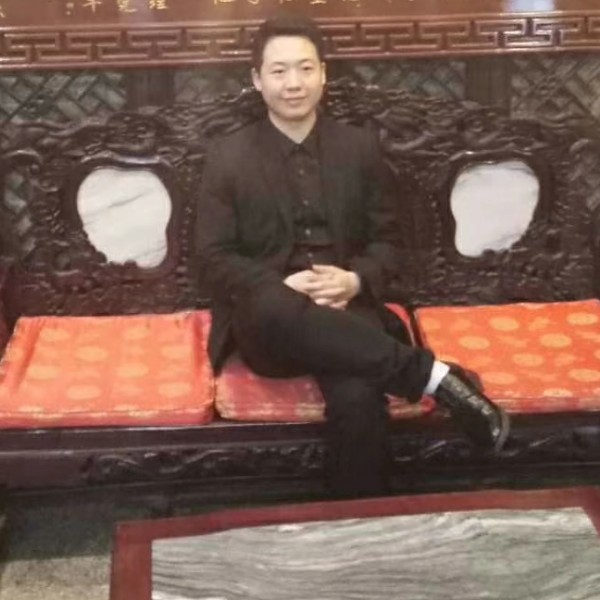 单身哦可的照片