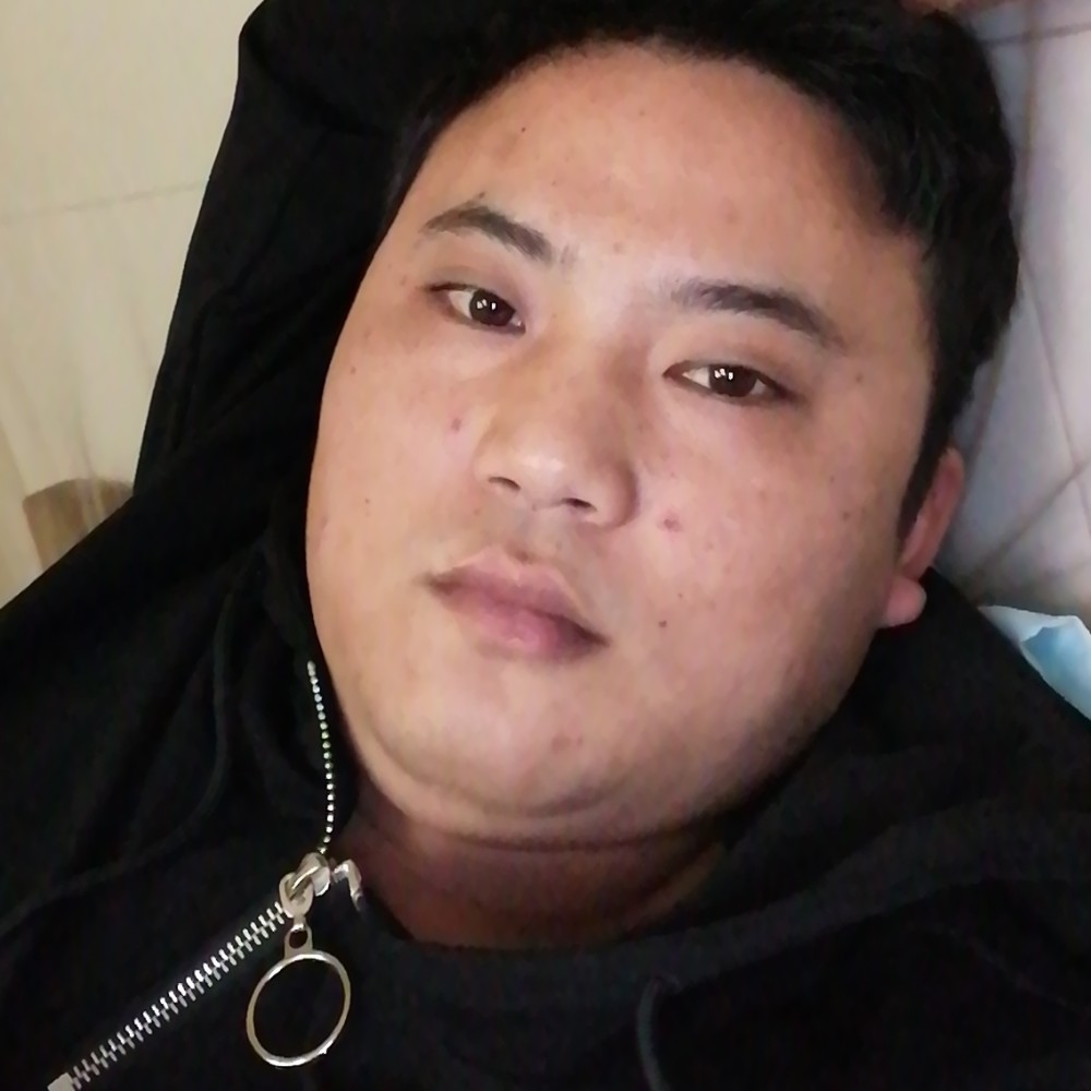 怡然爱恋太阳的照片