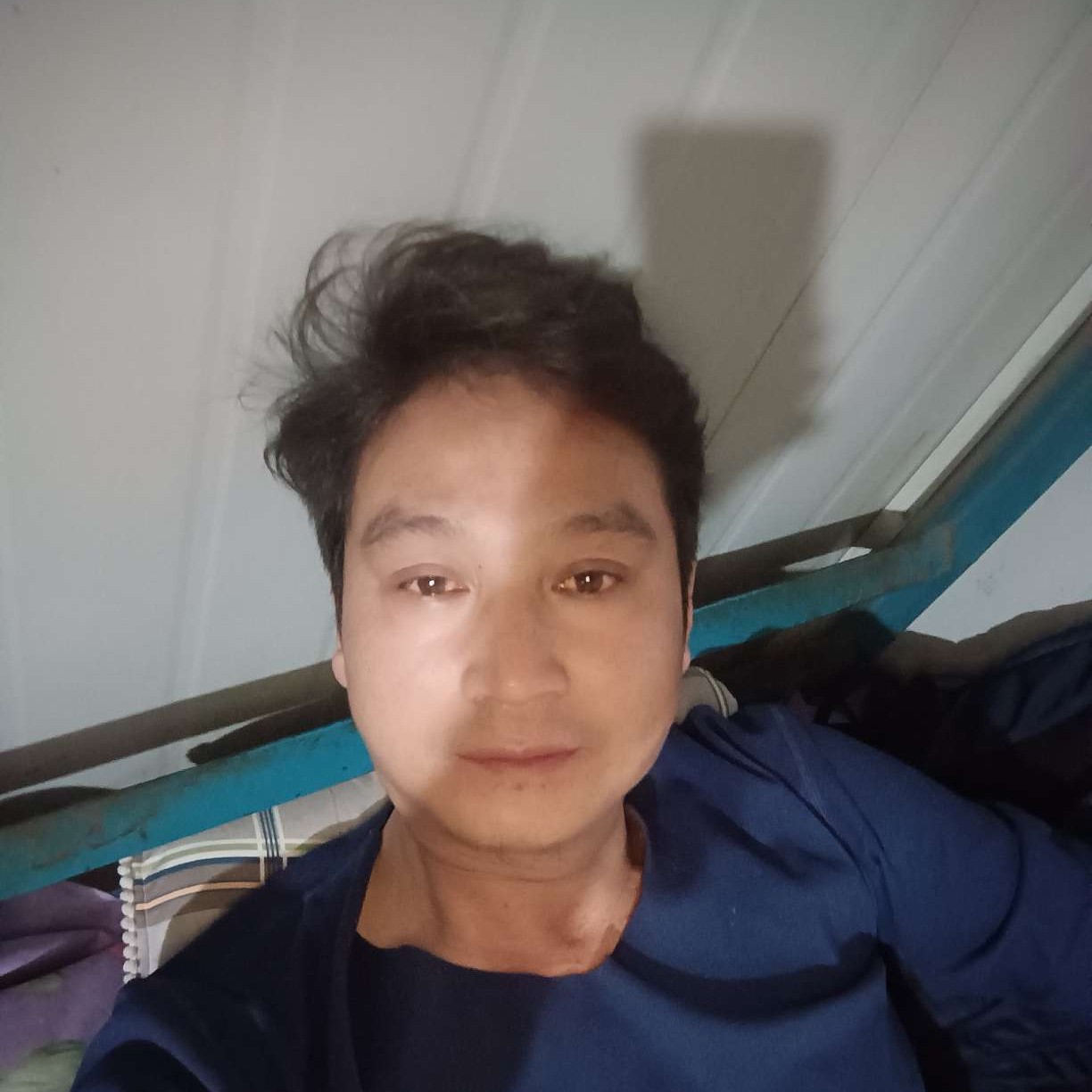 草莓笑紧张的照片