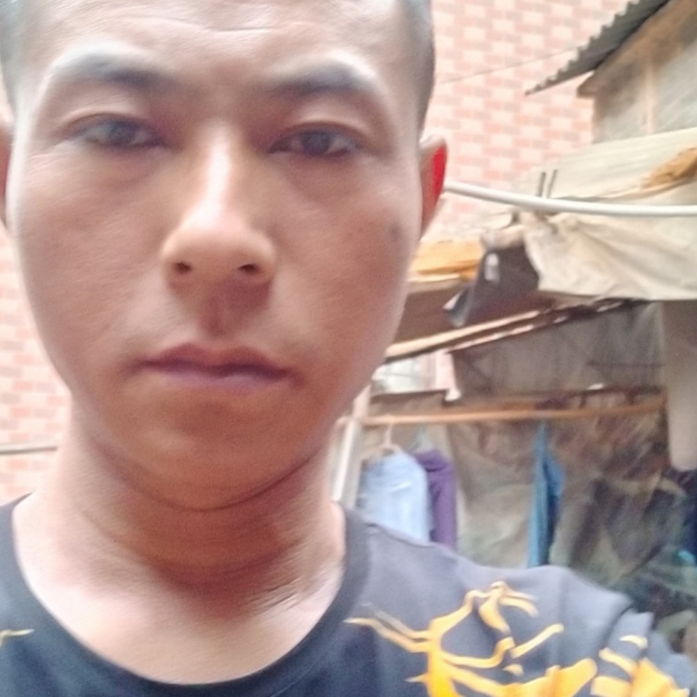 身影震动的照片