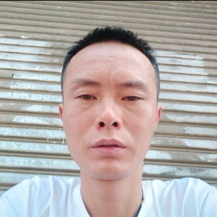 体贴冰棍王的照片