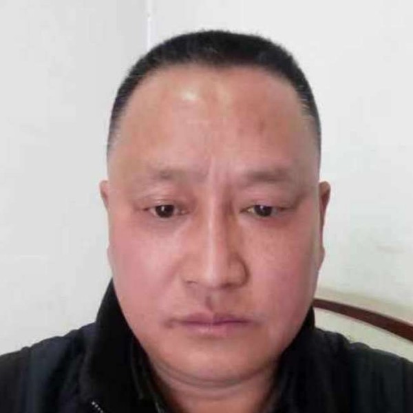 尊云泪了务实的照片