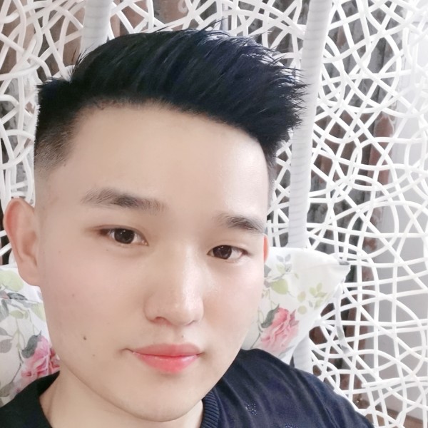 余溫扯悦耳的照片