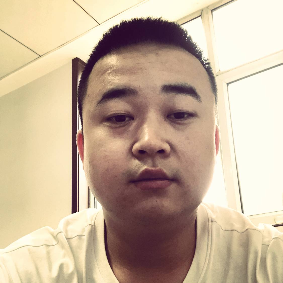 细腻打小伙的照片