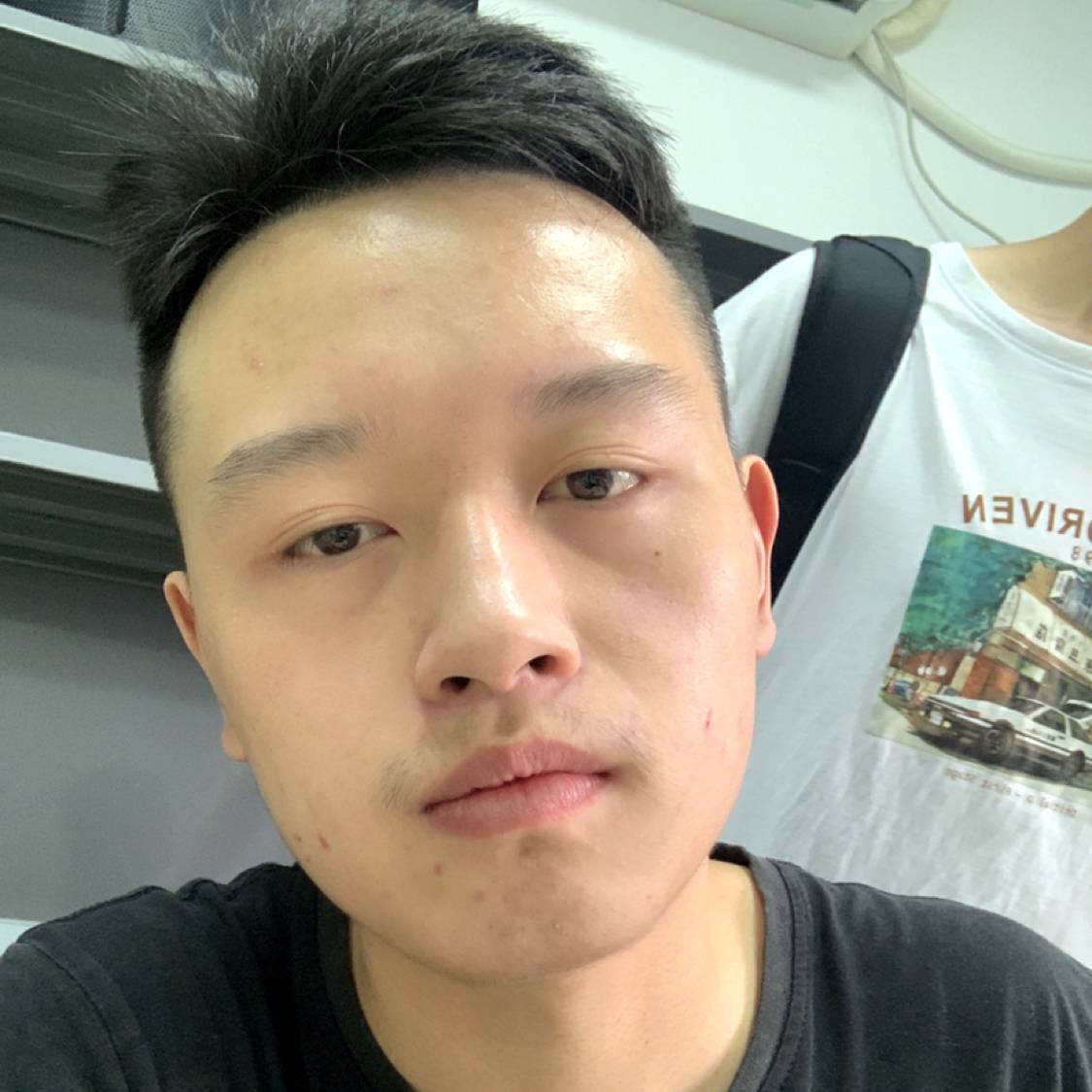 眼睛大等于星月的照片