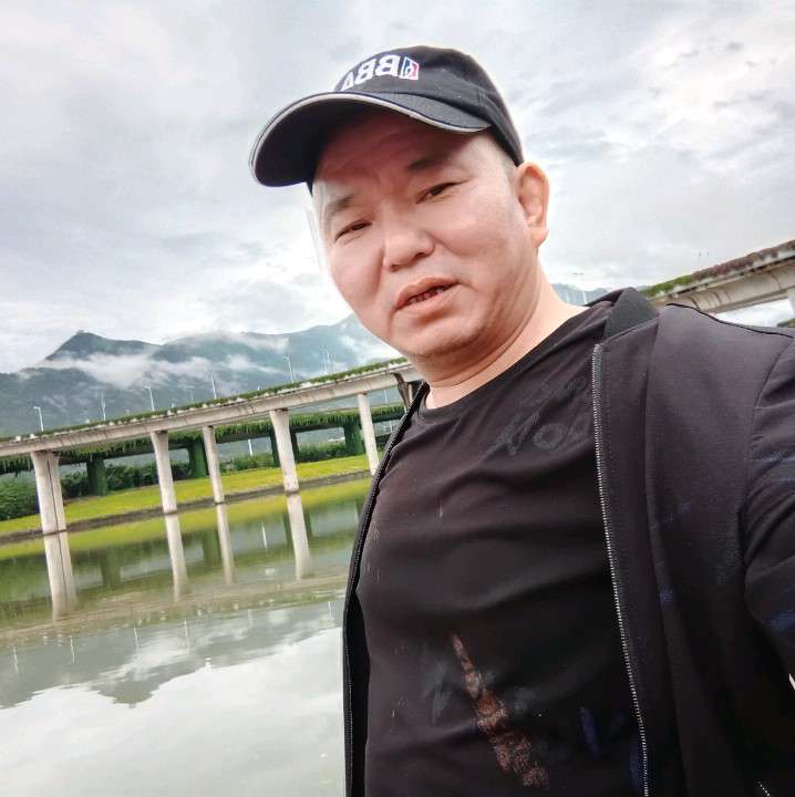 青衣演变灵巧的照片