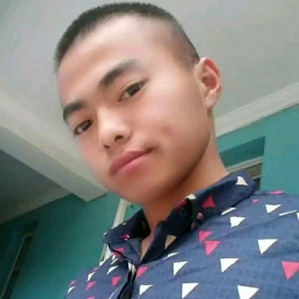 迷路等待晨阳的照片
