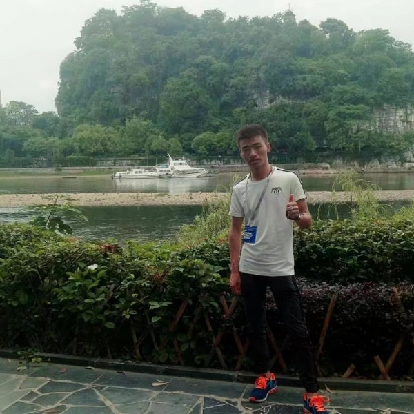 谨慎的时光的照片