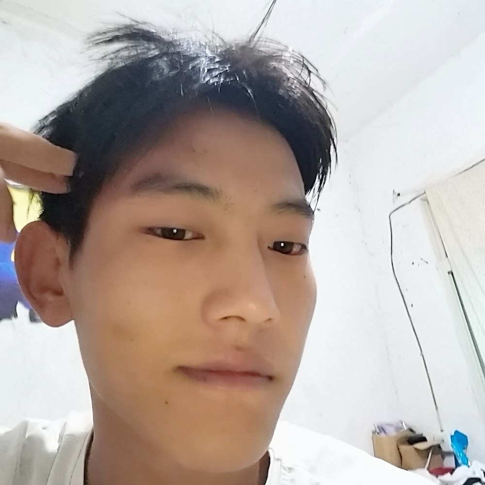 陌颜峰回路转的照片