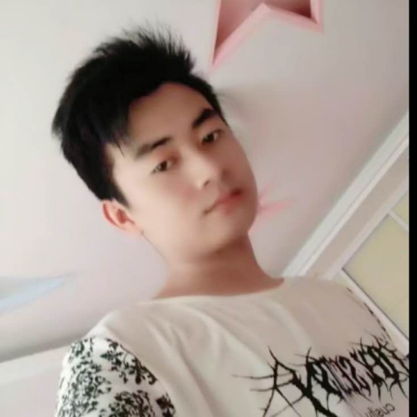 威武拾忆瑞雪的照片